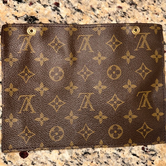 Authentic Louis Vuitton Monogram Randonnee
Insert Pouch 521z511s - Picture 3 of 5